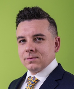 Mortgage Broker Sergiu Moldovan in Harlow